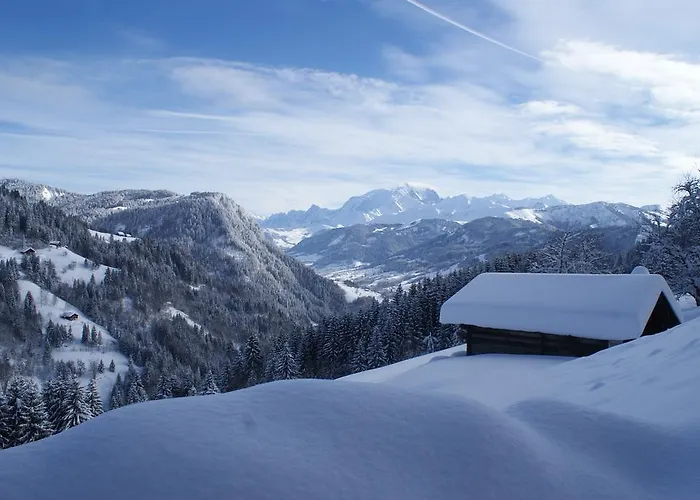Cabane Entre Terre Et Ciel